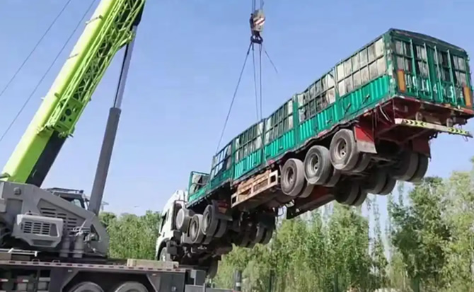 邻水道路脱困救援案例